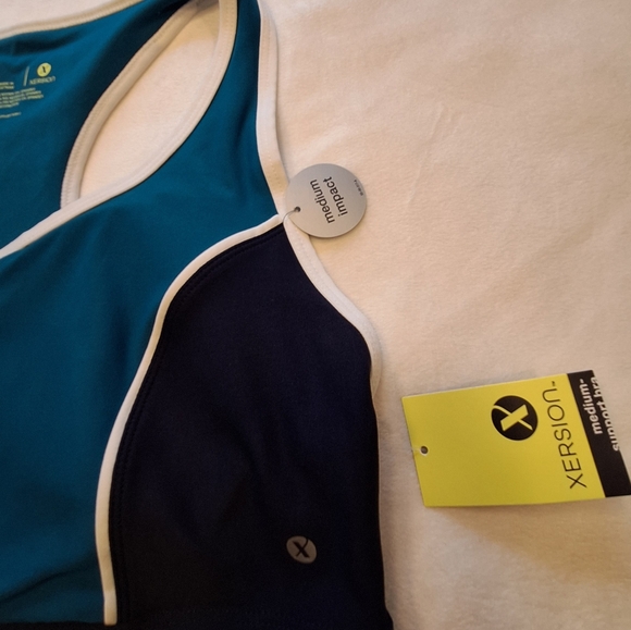 Xersion Women's Teal and Navy Sports Bra - Picture 9 of 11